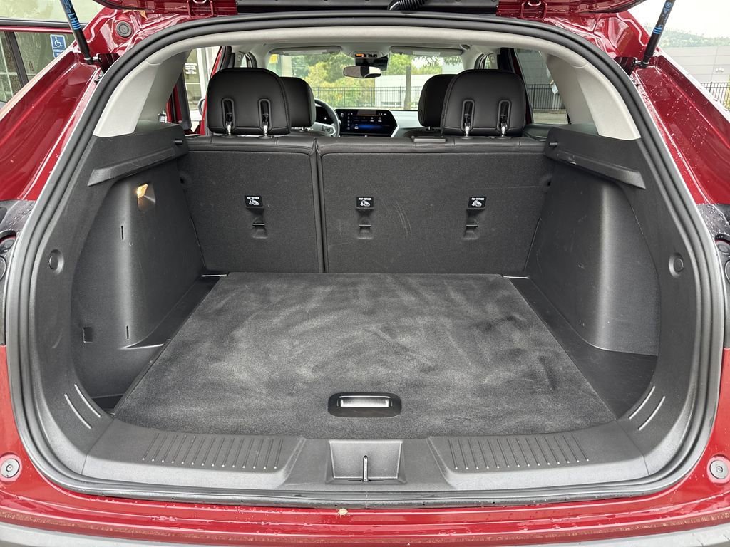 Used 2024 Chevrolet Trax LT w/ Driver Confidence Package image 6