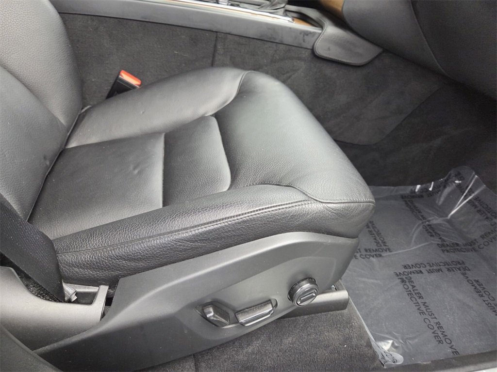 Used 2022 Volvo XC90 T5 Momentum w/ Advanced Package image 18