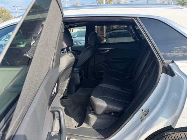 Used 2019 Audi Q8 Prestige AWD/4WD image 10