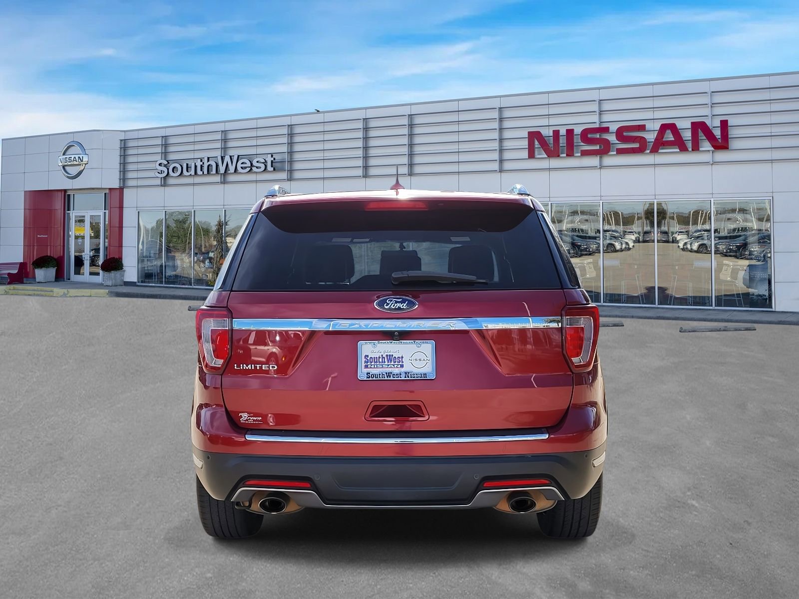 Used 2018 Ford Explorer Limited image 7