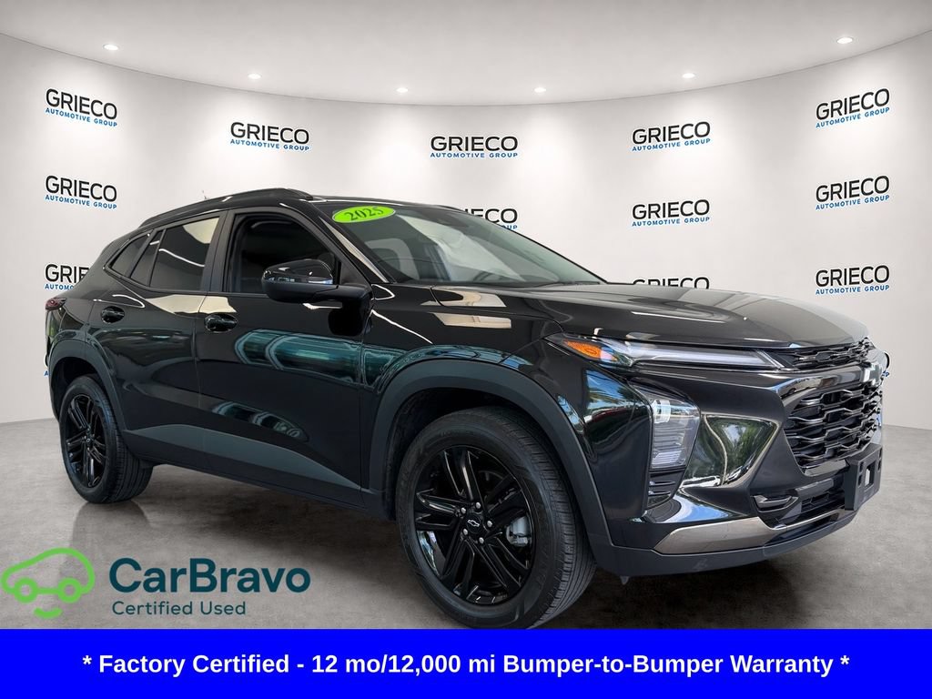 Used 2025 Chevrolet Trax ACTIV w/ Driver Confidence Package FWD image 1