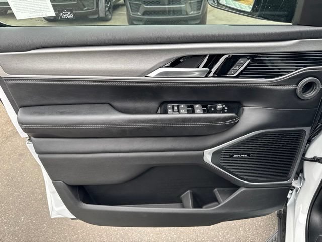 New 2026 Jeep Grand Wagoneer Limited AWD/4WD image 9