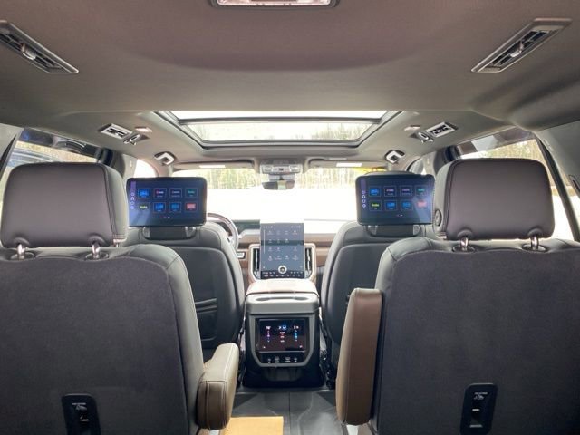 Used 2025 GMC Yukon Denali Ultimate image 35