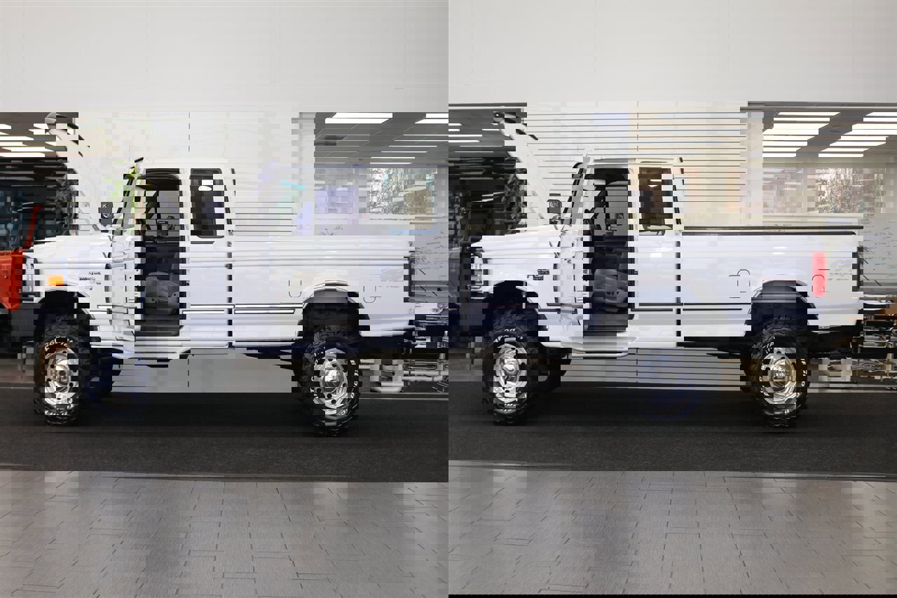 Used 1997 Ford F250 XLT image 10