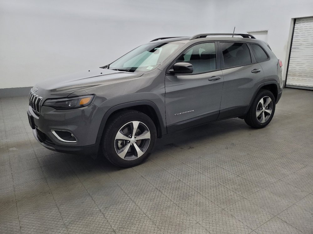 Used 2022 Jeep Cherokee Limited image 2