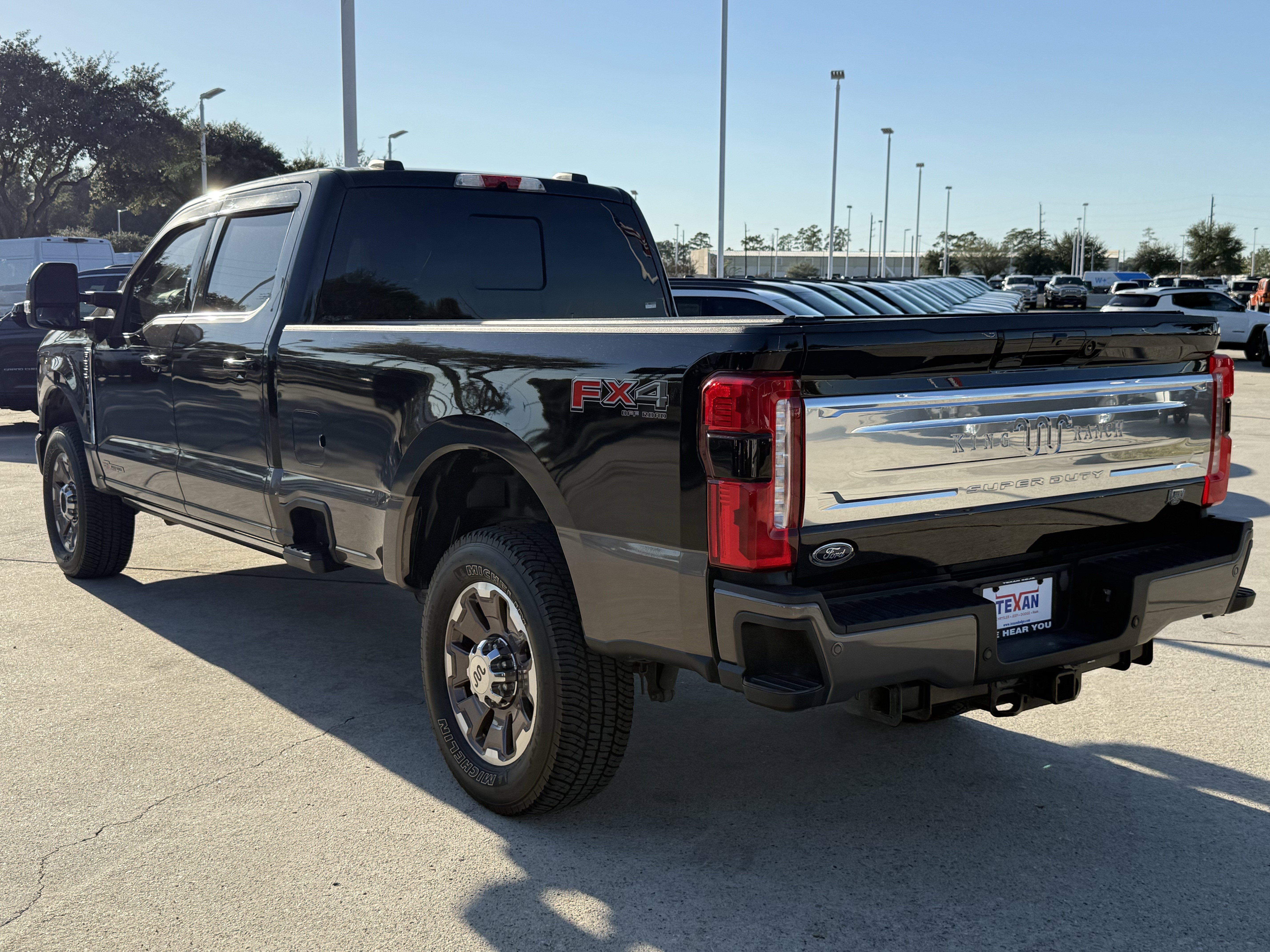 Used 2023 Ford F250 King Ranch image 31