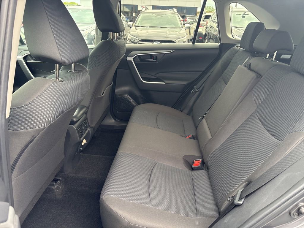 Used 2023 Toyota RAV4 LE FWD image 12
