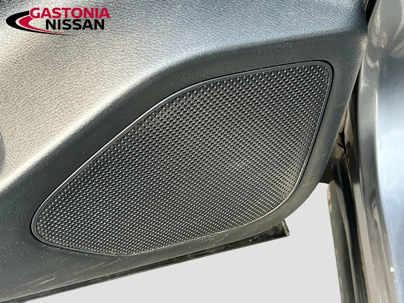 Used 2021 Nissan Rogue SV image 23