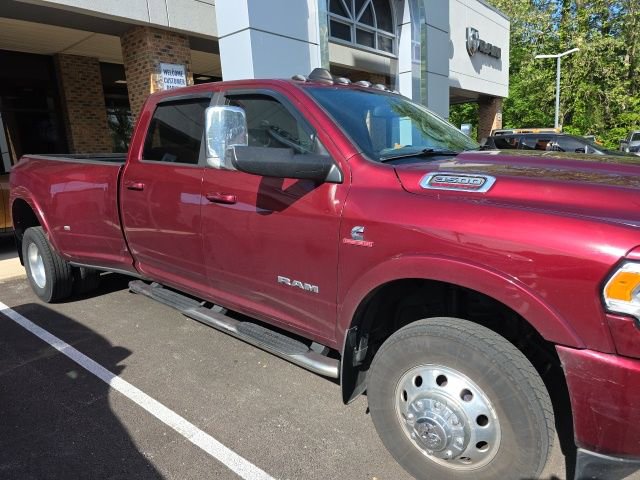 Used 2022 RAM 3500 Laramie AWD/4WD image 8