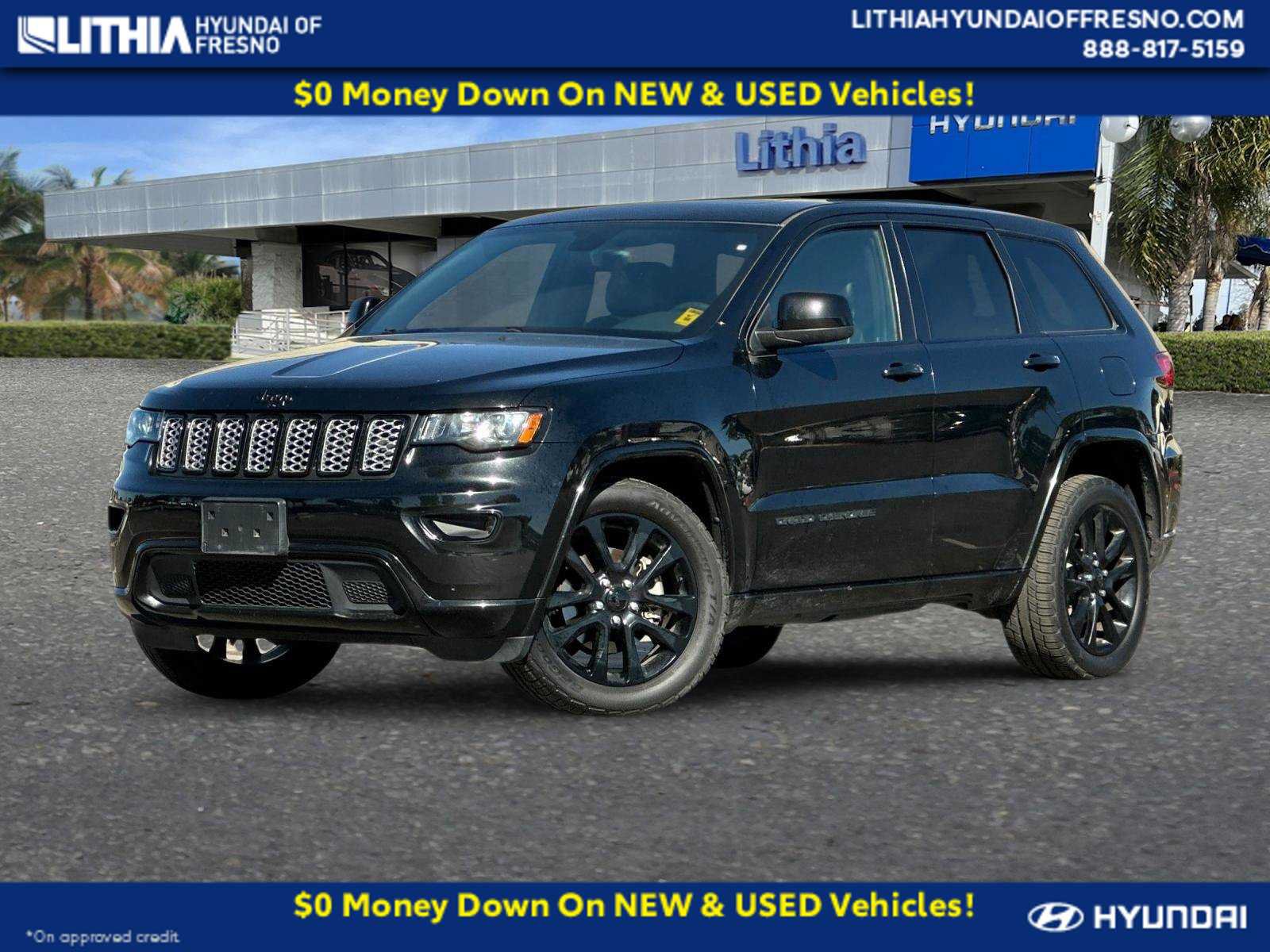 Used 2017 Jeep Grand Cherokee Altitude AWD/4WD image 1
