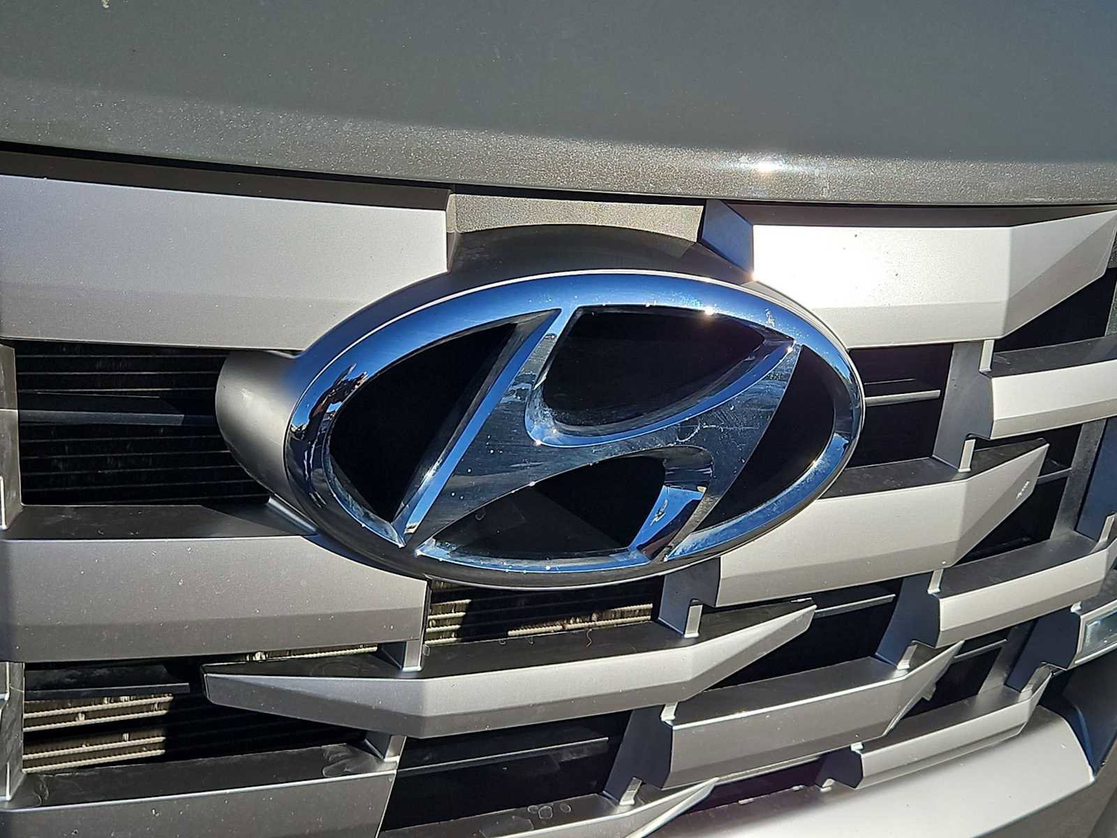 Used 2023 Hyundai Santa Cruz SE image 11