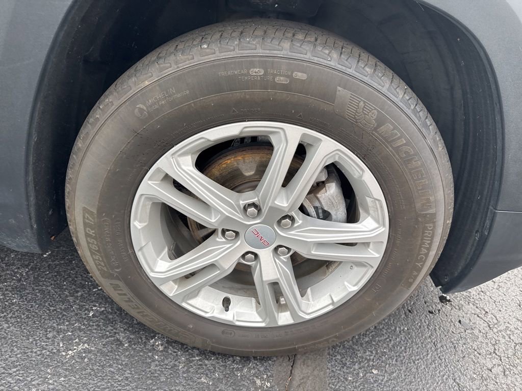 Used 2023 GMC Terrain SLE w/ Driver Convenience Package image 44