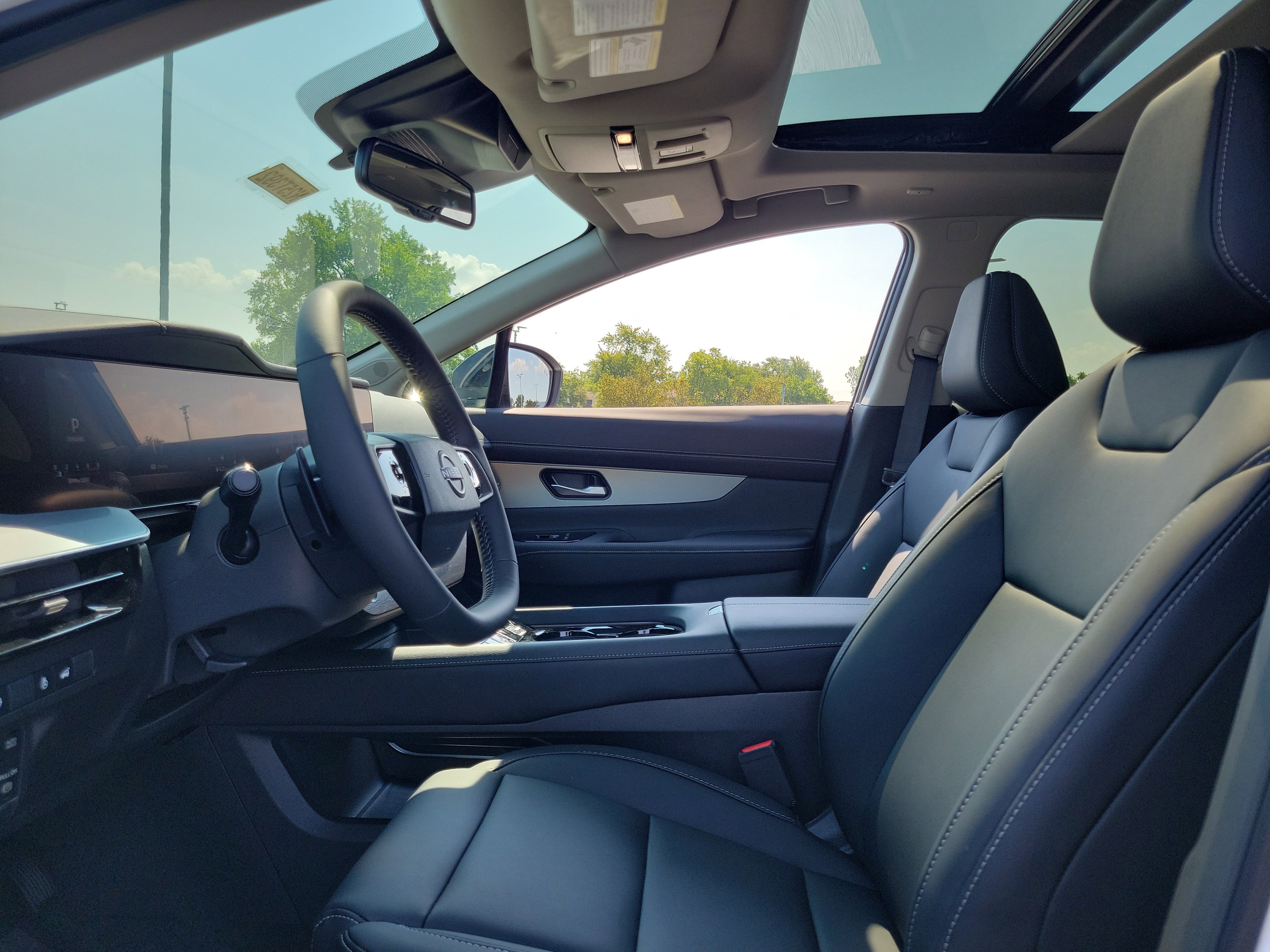 Used 2025 Nissan Murano SL w/ Cargo Package image 15