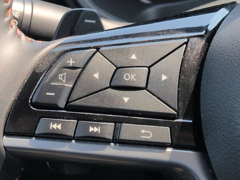 Used 2025 Nissan Altima 2.5 SR AWD/4WD image 17