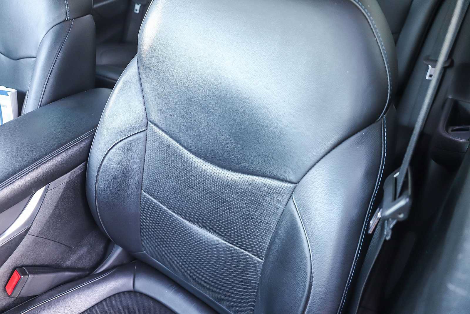 Used 2018 Chevrolet Volt Premier w/ Driver Confidence Package FWD image 25