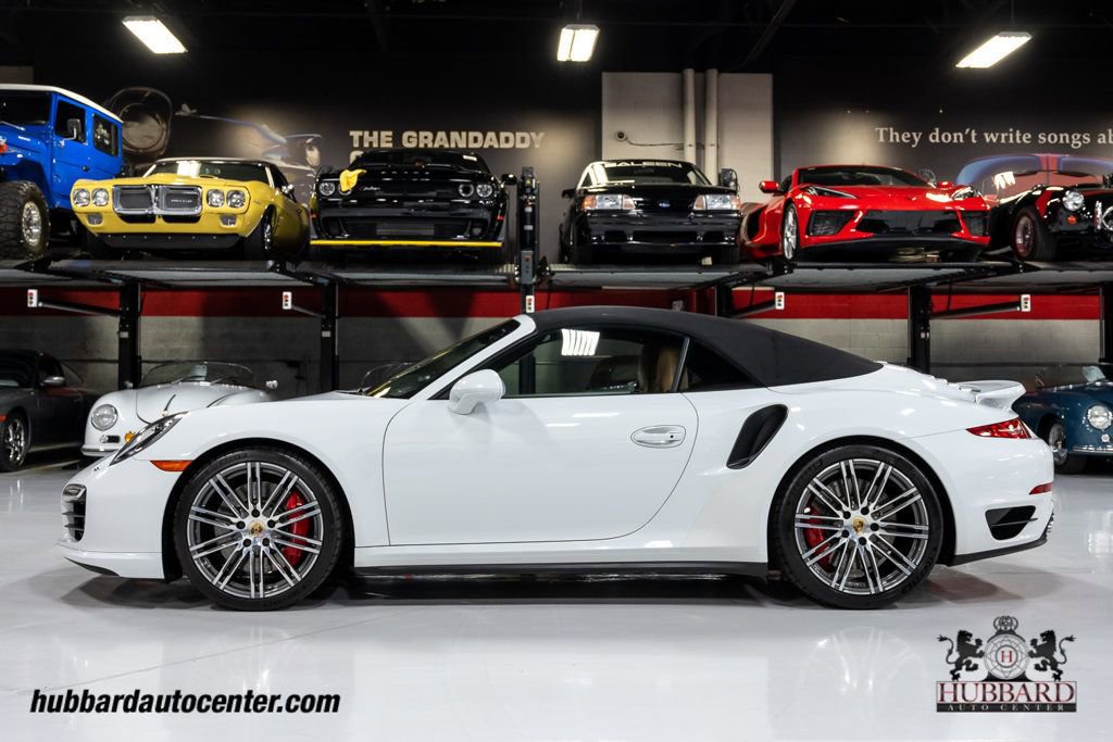 Used 2015 Porsche 911 4 Cabriolet image 13