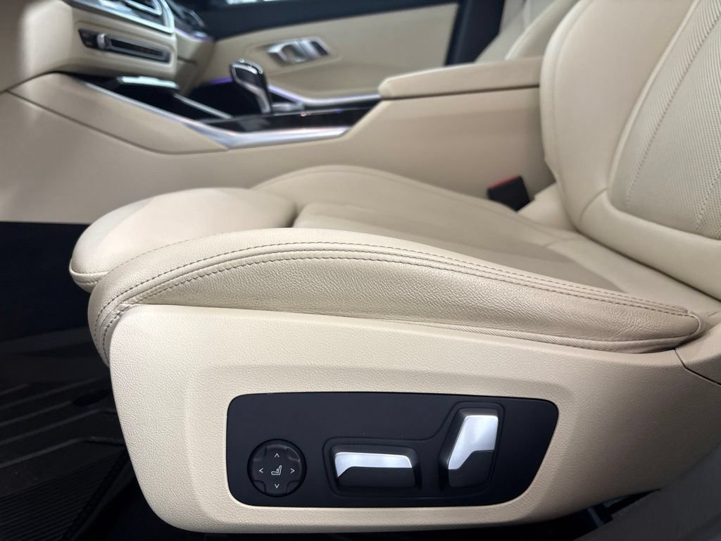 Used 2022 BMW 330i Sedan w/ Convenience Package RWD image 26