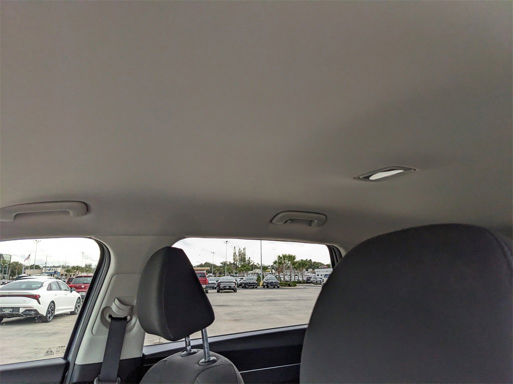 Certified 2024 Kia Sorento LX image 23