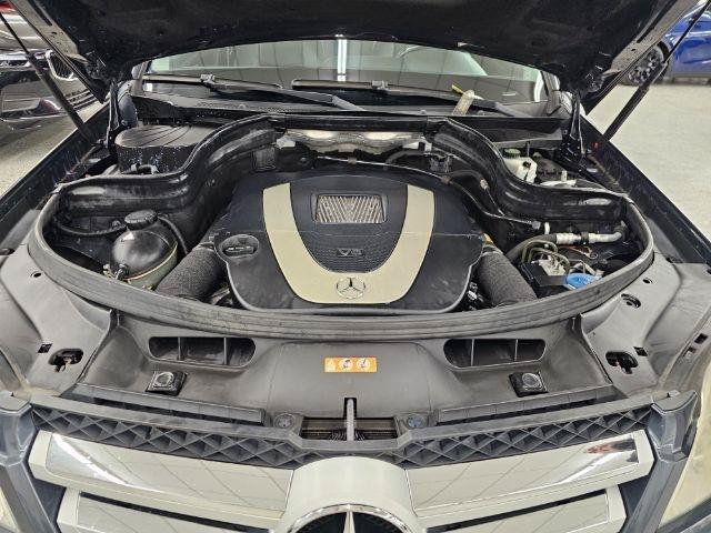 Used 2010 Mercedes-Benz GLK 350 4MATIC image 38