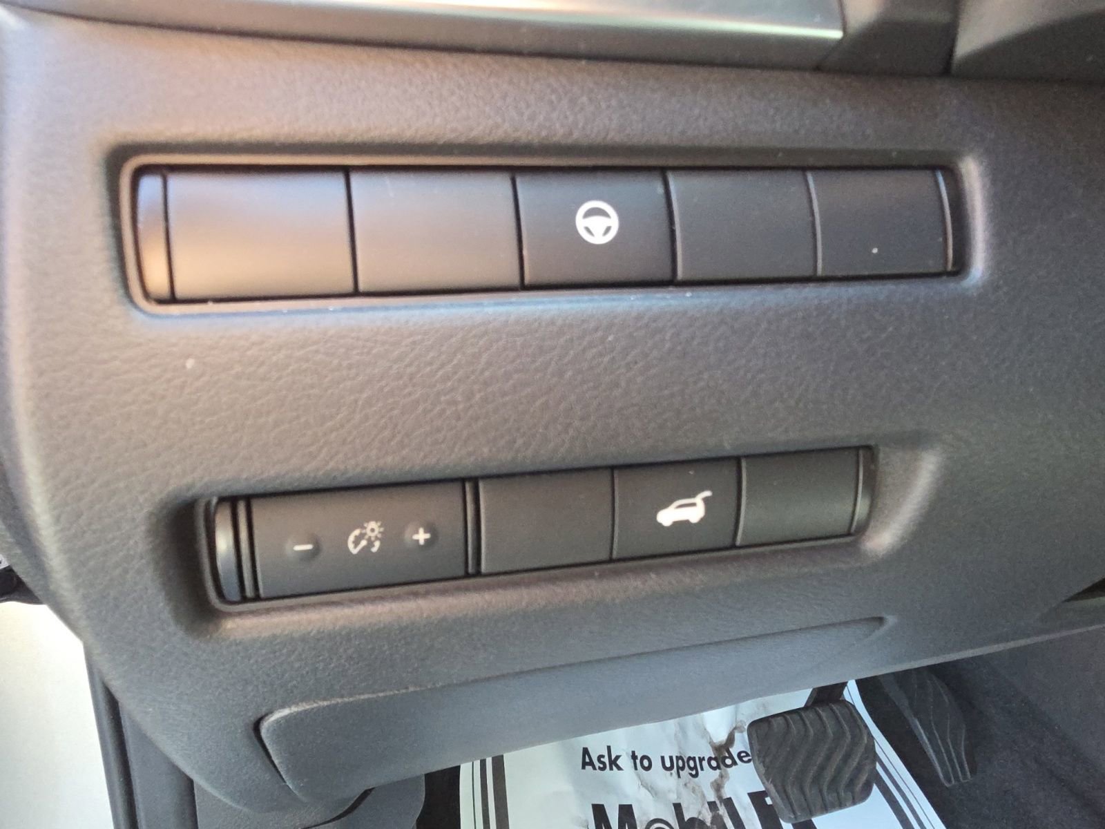 Used 2021 Nissan Rogue SL w/ Premium Package image 19