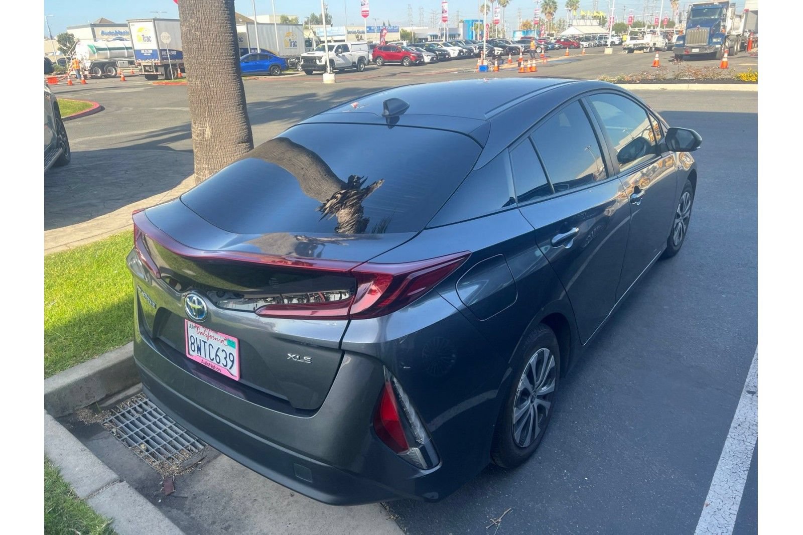 Certified 2021 Toyota Prius Prime XLE FWD image 4