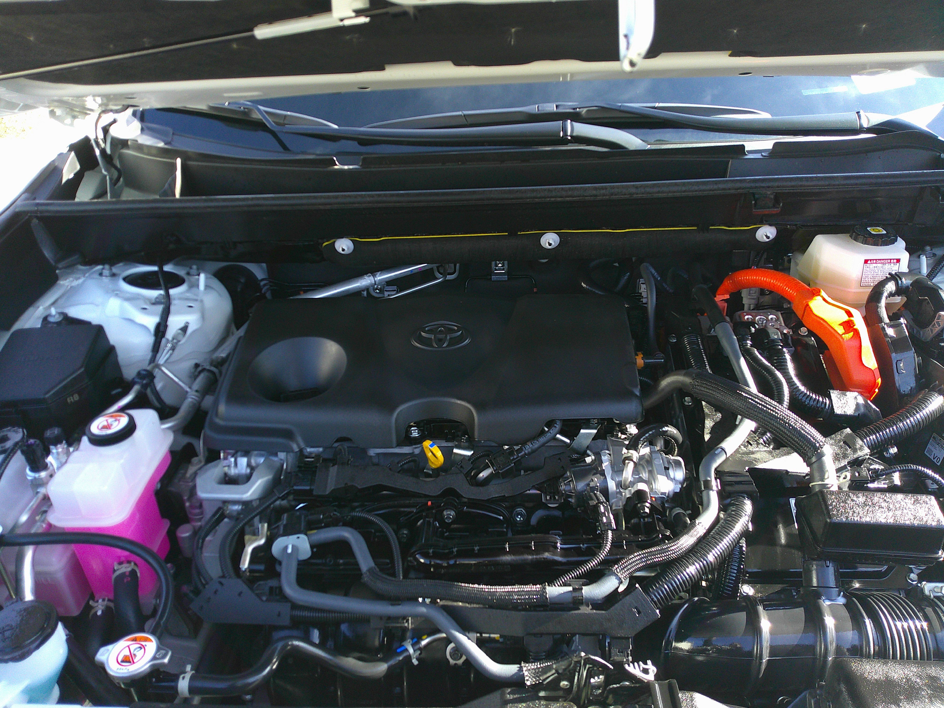 Used 2025 Toyota RAV4 LE image 35