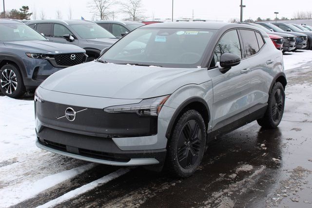 New 2026 Volvo EX30 Cross Country Ultra w/ Protection Package Premier AWD/4WD image 7