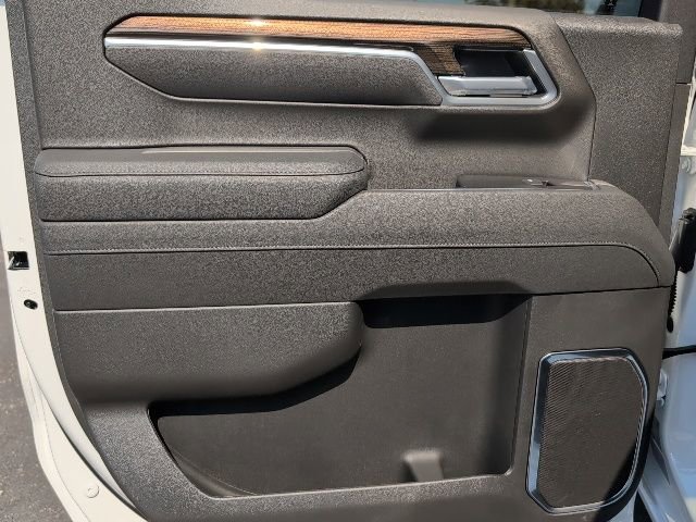 Used 2026 Chevrolet Silverado 1500 LT w/ Protection Package RWD image 9