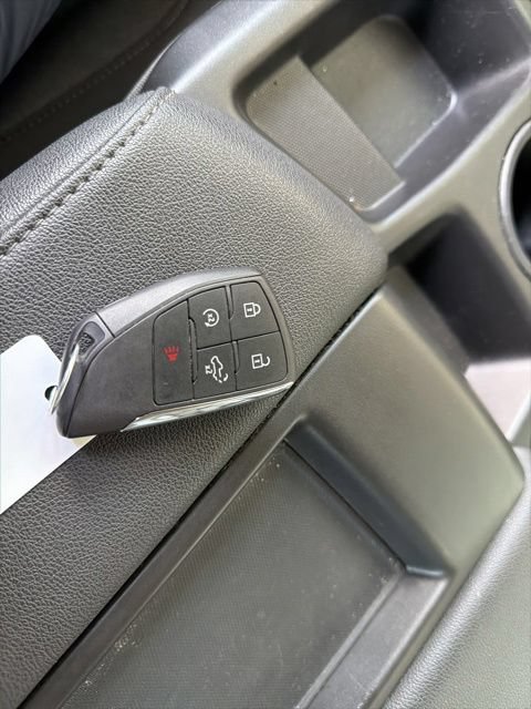 Used 2024 Chevrolet Silverado 1500 LT AWD/4WD image 36
