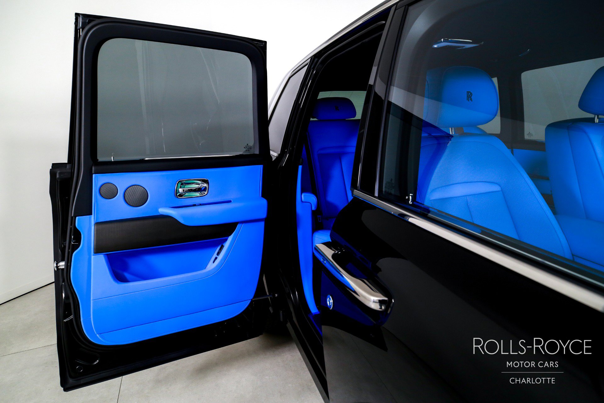 New 2026 Rolls-Royce Cullinan image 29