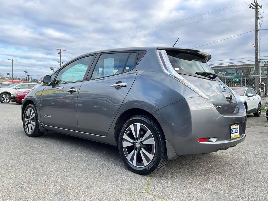 Used 2015 Nissan Leaf SL image 6