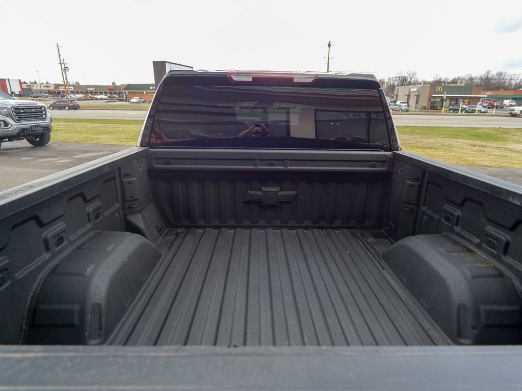 Used 2025 Chevrolet Silverado 1500 Custom Trail Boss image 11