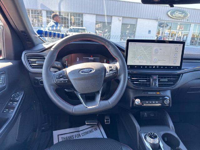 Used 2024 Ford Escape ST-Line w/ Tech Pack #1 AWD/4WD image 15