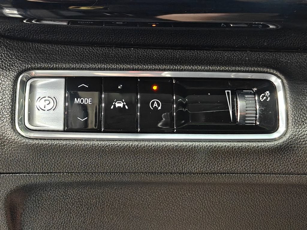 Used 2024 Buick Envision Preferred AWD/4WD image 56