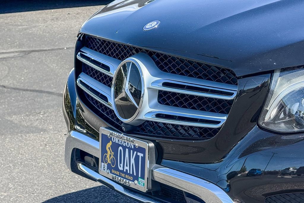 Used 2016 Mercedes-Benz GLC 300 4MATIC image 3