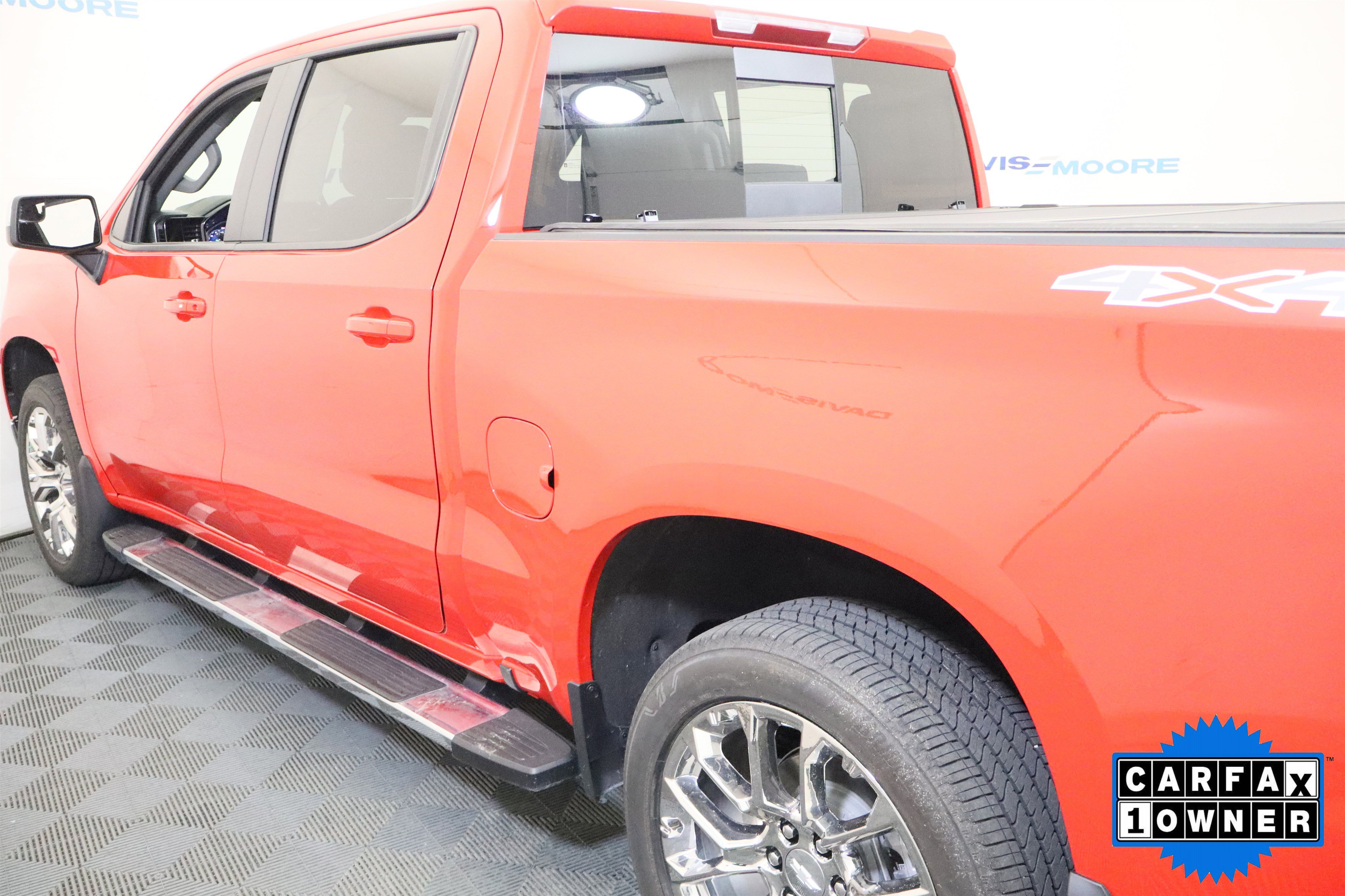 Used 2026 Chevrolet Silverado 1500 LT w/ Leather Package AWD/4WD image 11