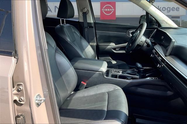 Used 2024 Kia Sorento X-Line EX AWD/4WD image 29