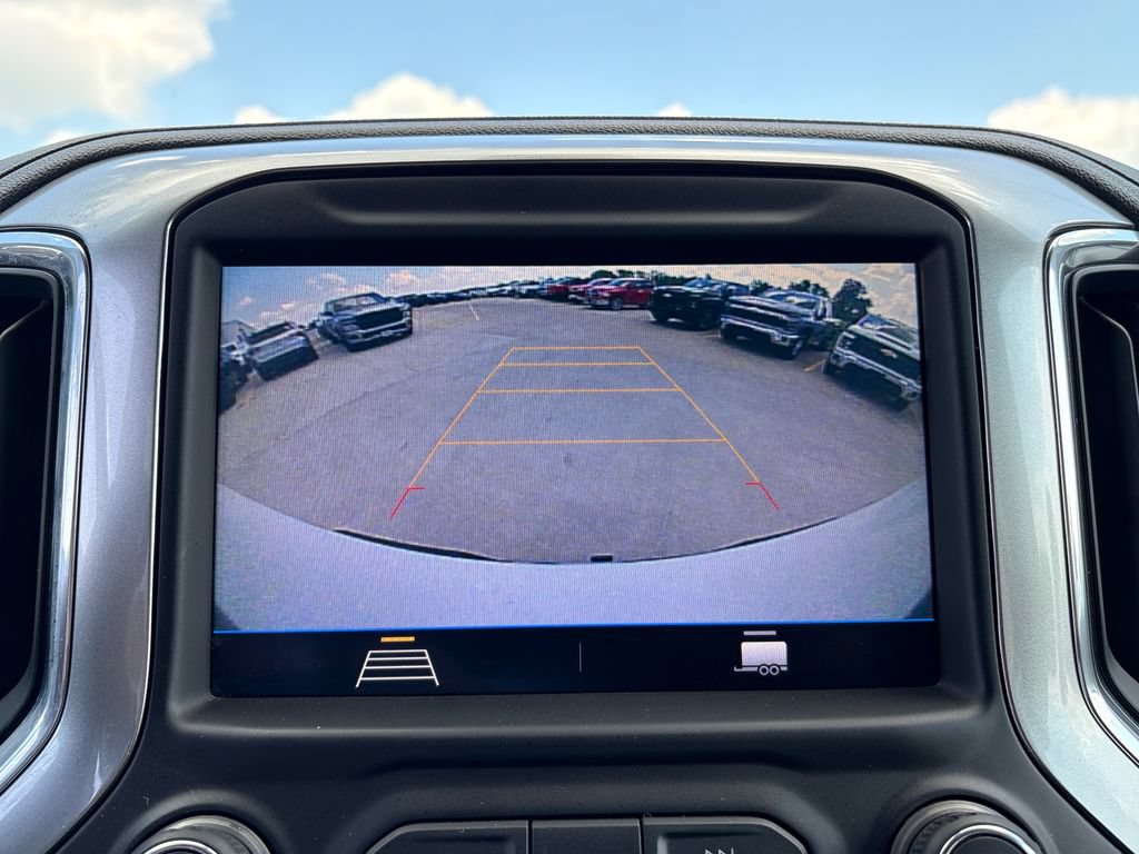 Used 2021 Chevrolet Silverado 1500 LT AWD/4WD image 28