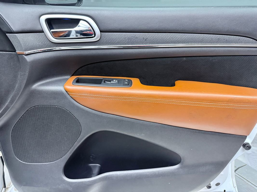 Used 2015 Jeep Grand Cherokee SRT w/ Trailer Tow Group IV image 15