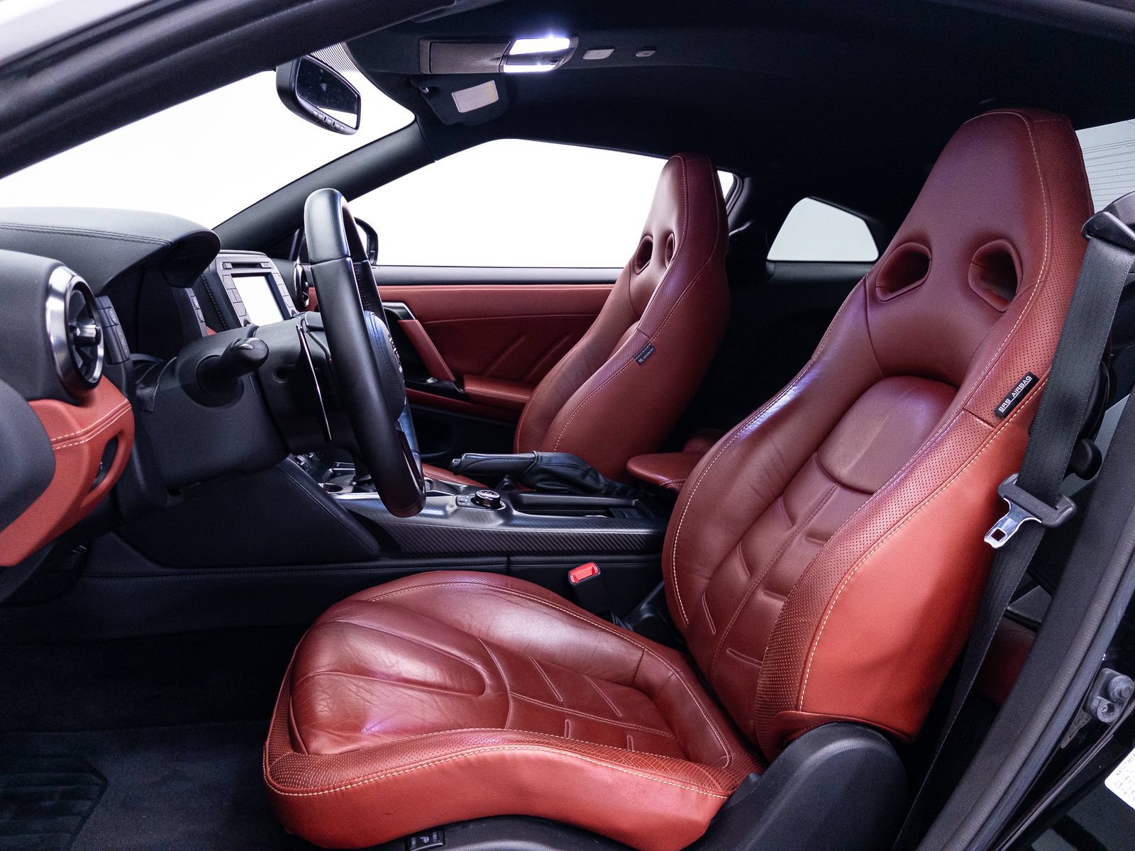 Used 2020 Nissan GT-R Premium w/ Premium Interior Package AWD/4WD image 23