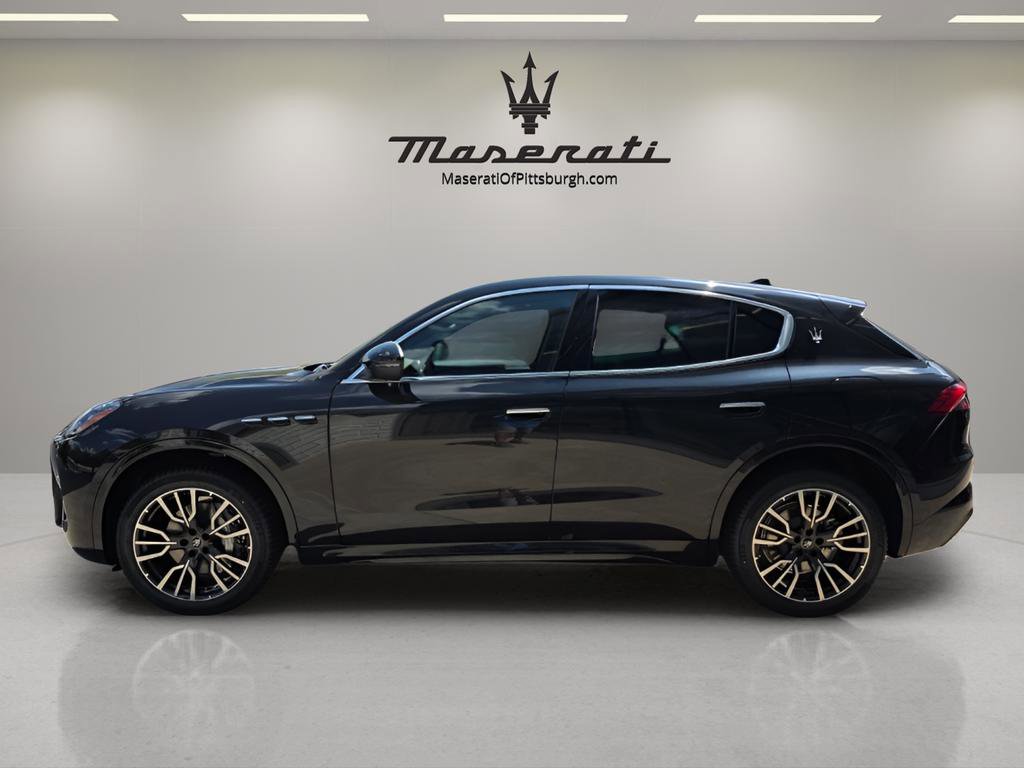 New 2025 Maserati Grecale GT image 8