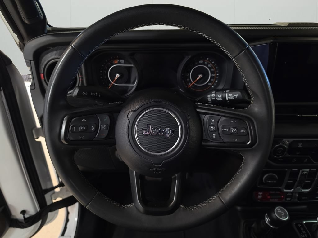 Certified 2025 Jeep Wrangler Unlimited Rubicon AWD/4WD image 18