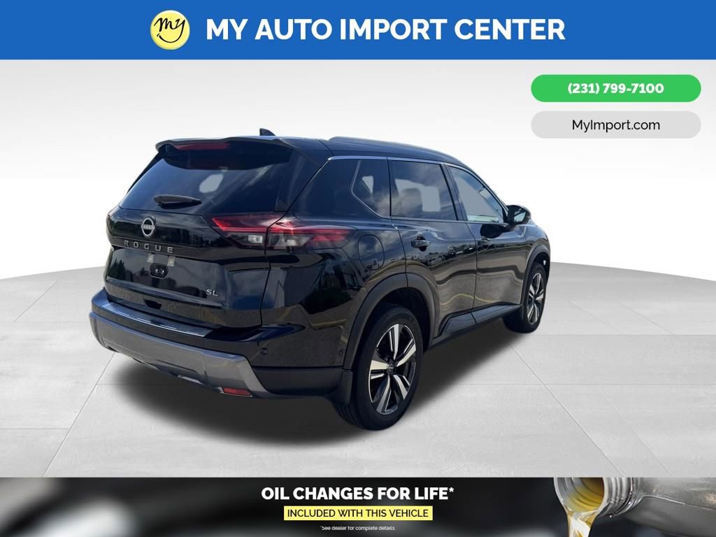 Used 2024 Nissan Rogue SL w/ SL Premium Package FWD image 7