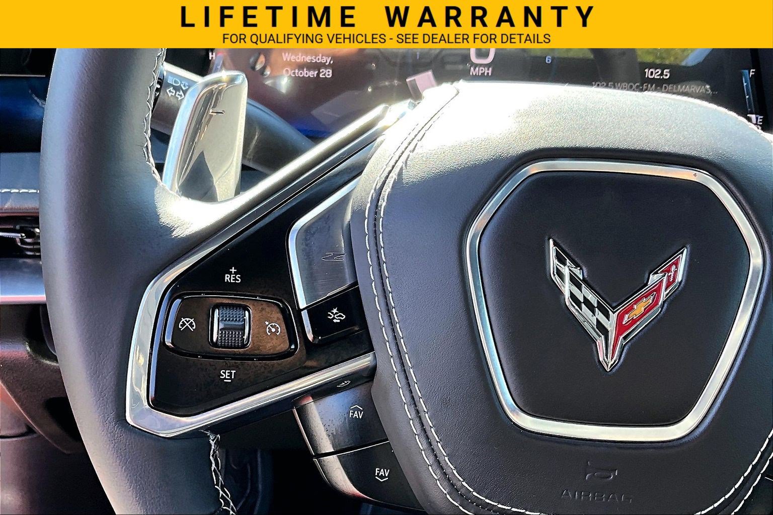 Used 2026 Chevrolet Corvette Stingray Convertible w/ 1LT RWD image 22