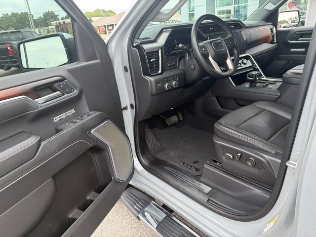 Used 2024 GMC Sierra 1500 Denali w/ Technology Package AWD/4WD image 45