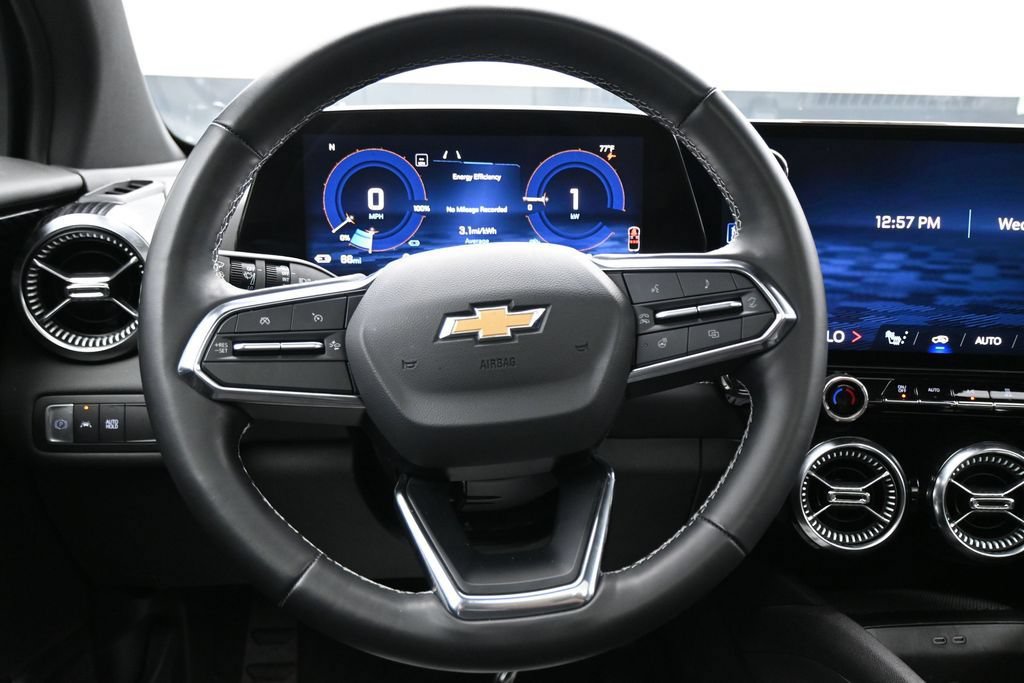 Used 2024 Chevrolet Blazer EV LT AWD/4WD image 16
