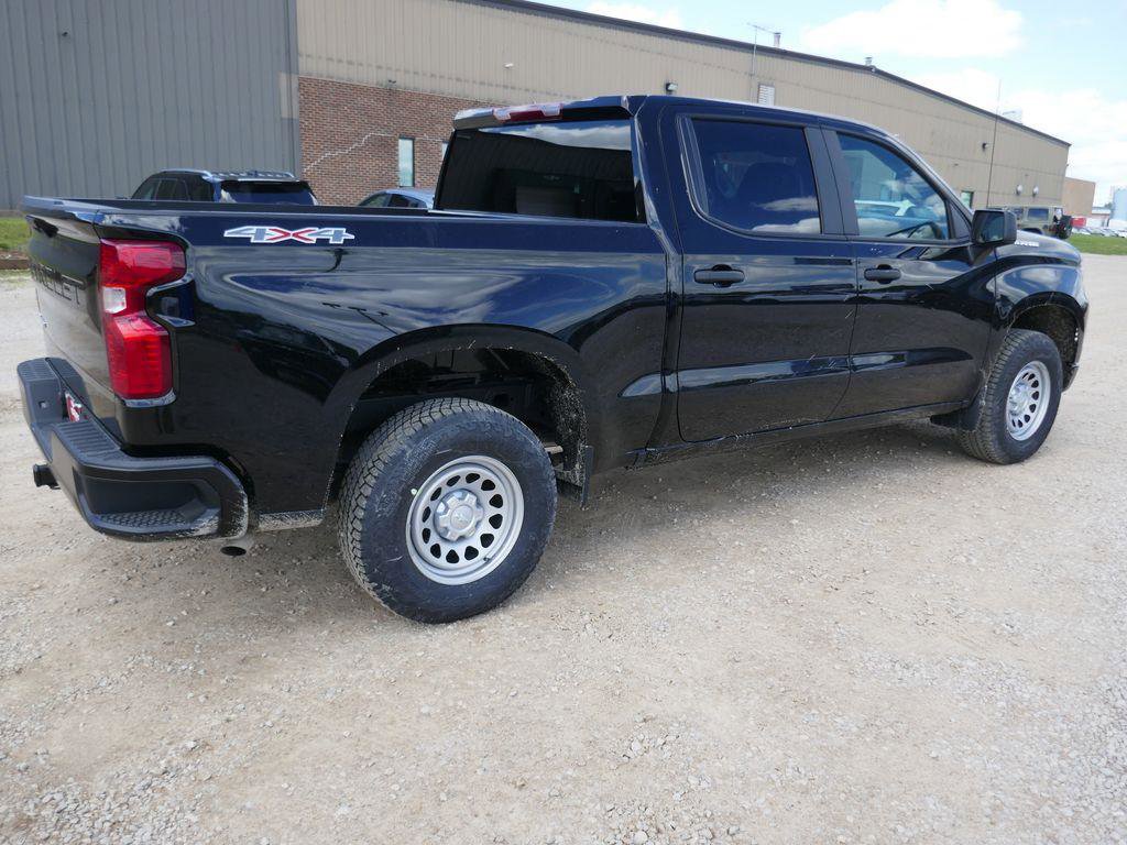 New 2026 Chevrolet Silverado 1500 W/T w/ WT Value Package AWD/4WD image 4