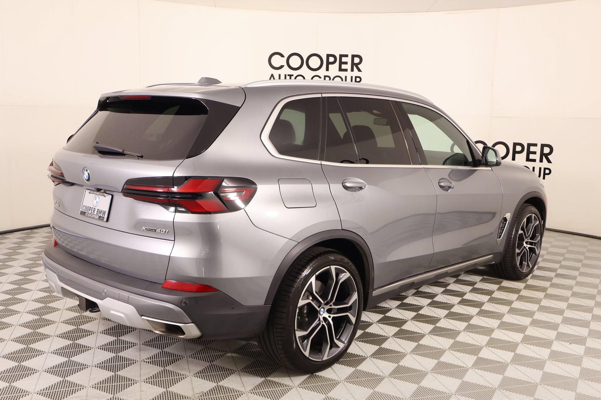 Used 2024 BMW X5 xDrive40i AWD/4WD image 22