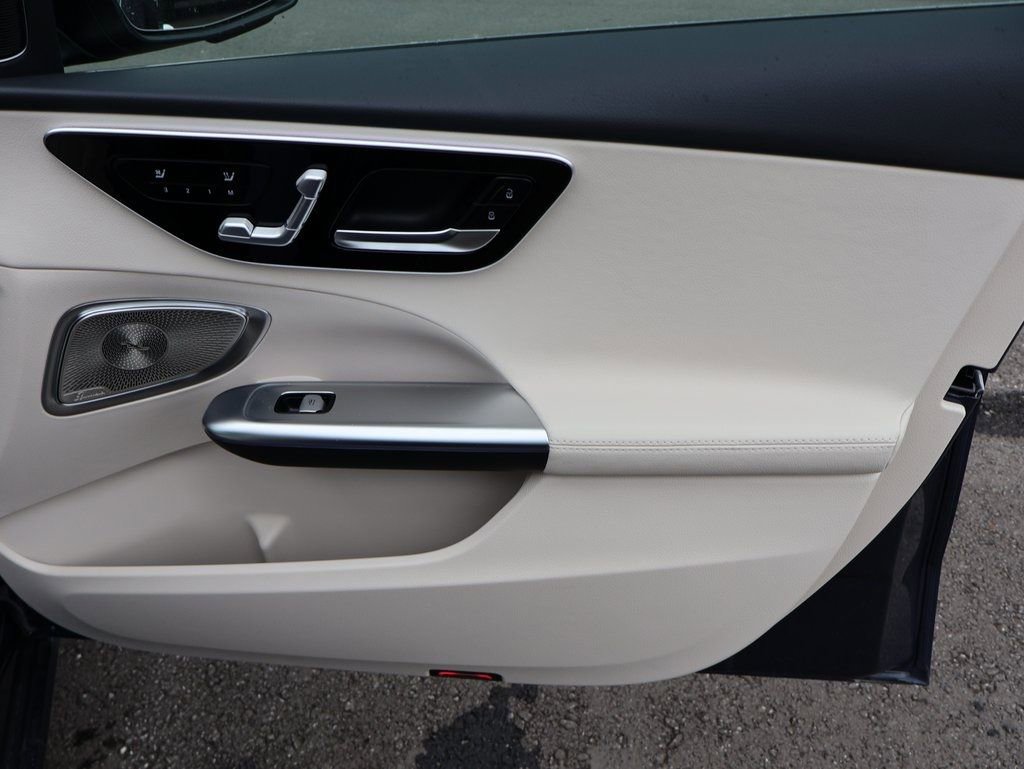 Certified 2025 Mercedes-Benz C 300 4MATIC Sedan image 13