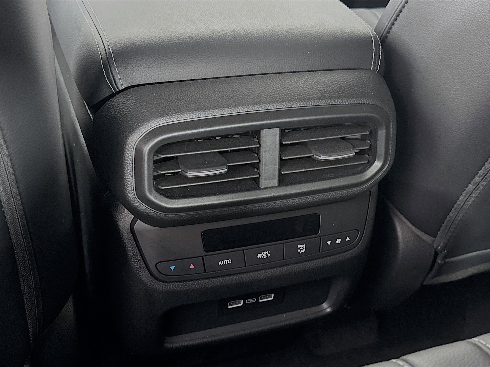 Certified 2023 Honda Pilot Touring image 27